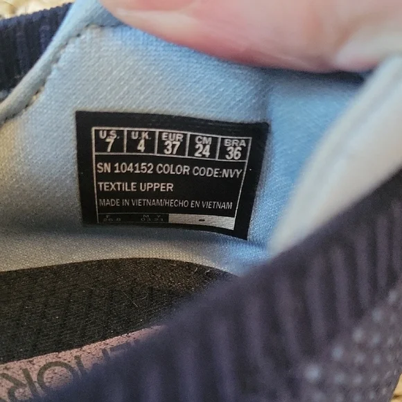 Skechers Navy Blue Slip On Women's Sneakers Size 7. Walking Shoes - Picture 9 of 9